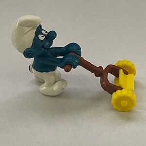 Vintage Super Smurf LAWN MOWER Schleich #6731 1981 Schleich Peyo